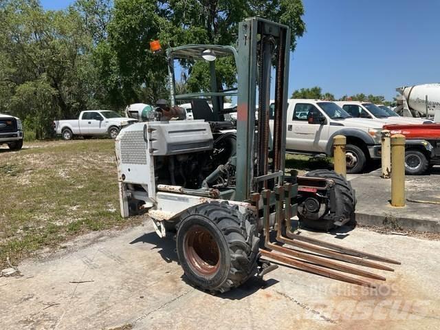 Moffett M5000 Mobilni viljuškari