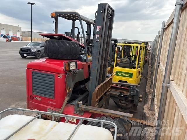 Moffett M55.4 Mobilni viljuškari