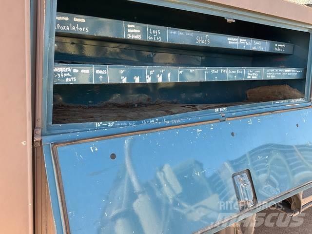 Navistar 4700 Auto korpe