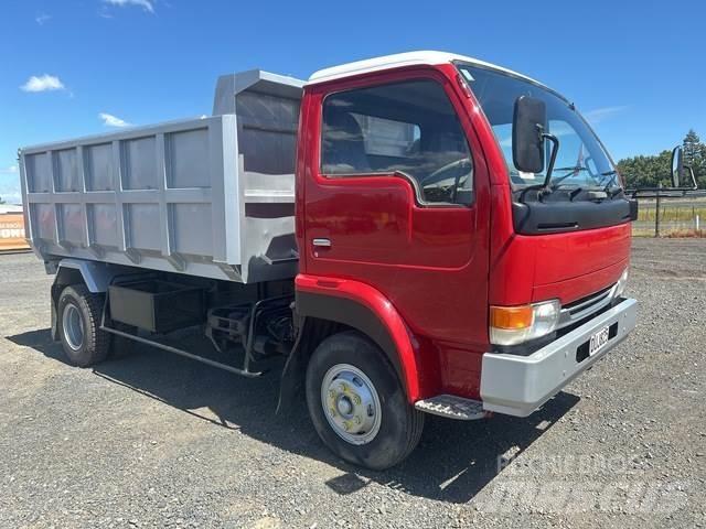 Nissan Condor Kiperi kamioni
