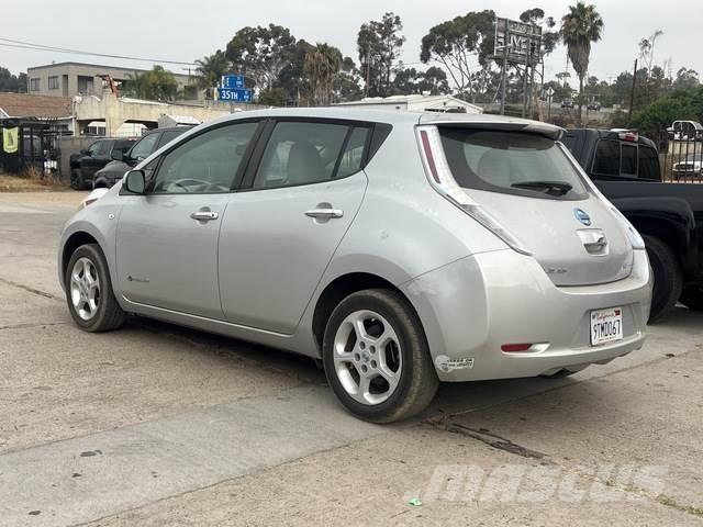 Nissan Leaf Automobili