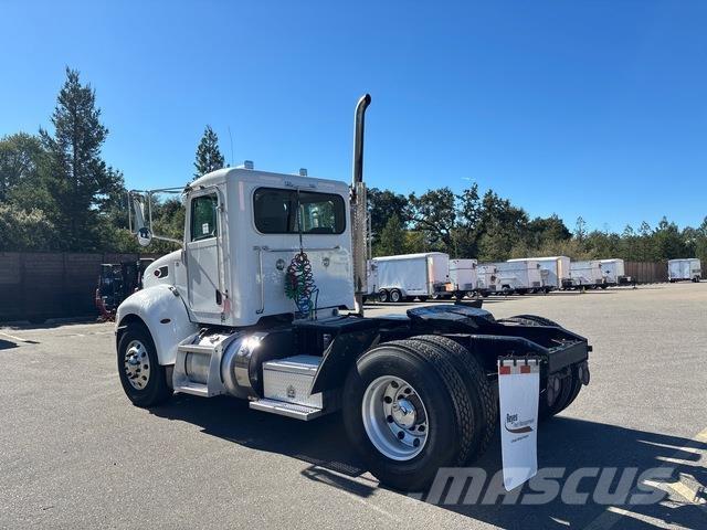 Peterbilt 337 Tegljači