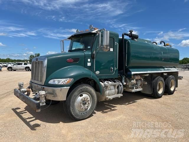 Peterbilt 348 Kamioni za vodu