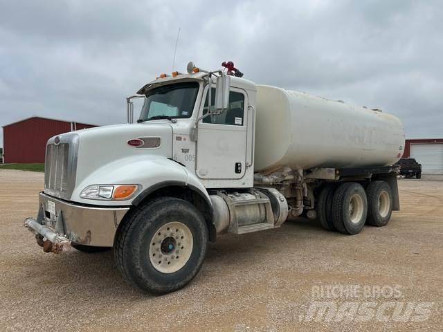 Peterbilt 348 Kamioni za vodu