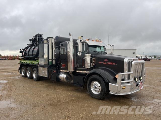 Peterbilt 367 Bageri guseničari