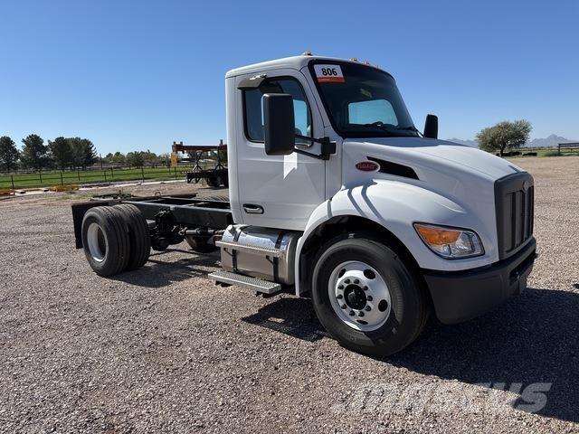 Peterbilt 537 Kabine i unutrašnjost