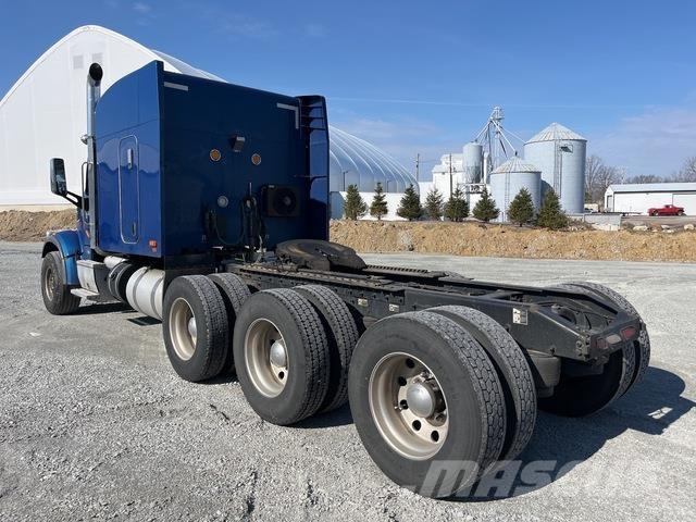 Peterbilt 567 Tegljači