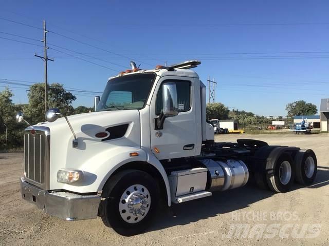 Peterbilt 567 Tegljači