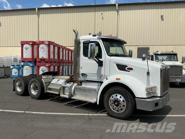 Peterbilt 567 Tegljači