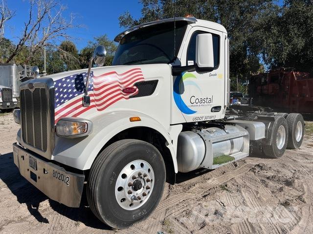 Peterbilt 567 Tegljači