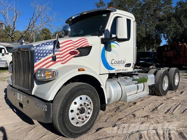 Peterbilt 567 Tegljači