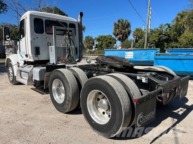 Peterbilt 567 Tegljači