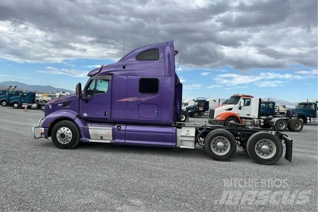 Peterbilt 587 Tegljači