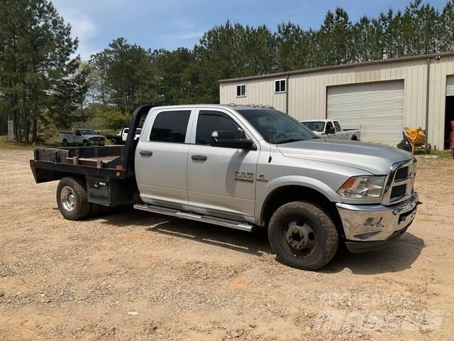 RAM 3500 Kamioni sa otvorenim sandukom