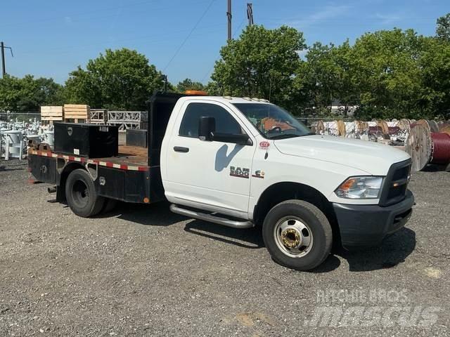 RAM 3500 Kamioni sa otvorenim sandukom
