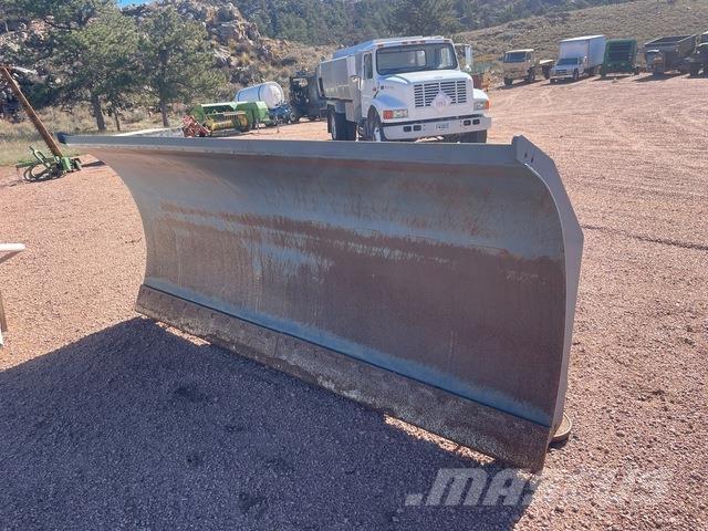  RY Ind. Snežne daske i plugovi