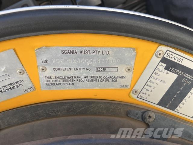 Scania P440 Rol kiper kamioni sa kukom za podizanje tereta
