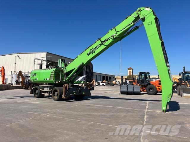 Sennebogen 825 Bageri za prenos primarnih/sekundarnih sirovina