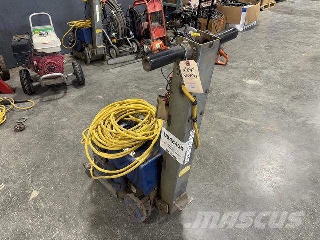  Sinclair Mašine za čiščenje i ribanje podova