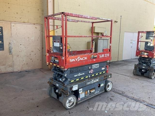SkyJack 3219 Makazaste platforme