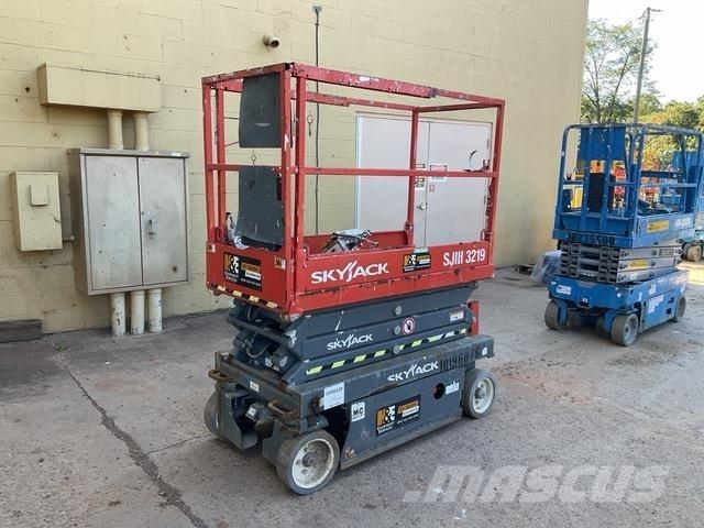 SkyJack 3219 Makazaste platforme