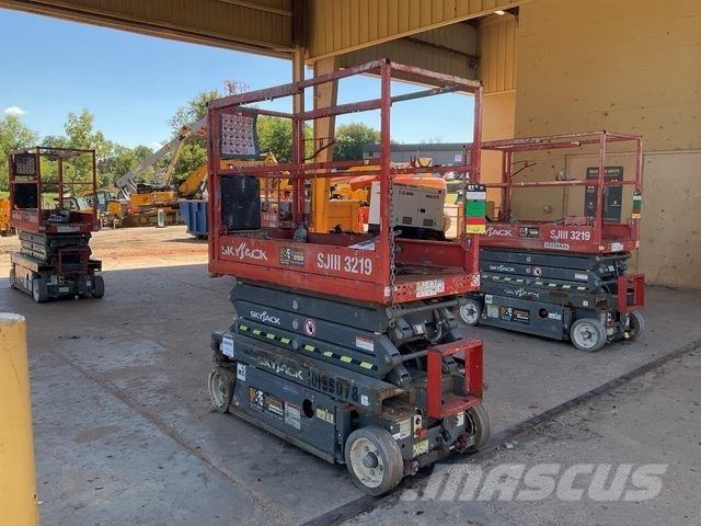SkyJack 3219 Makazaste platforme