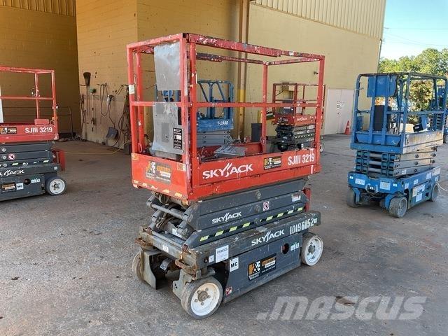 SkyJack 3219 Makazaste platforme