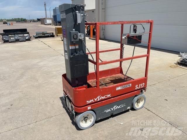 SkyJack SJ12 Jarbolne penjajuće platforme