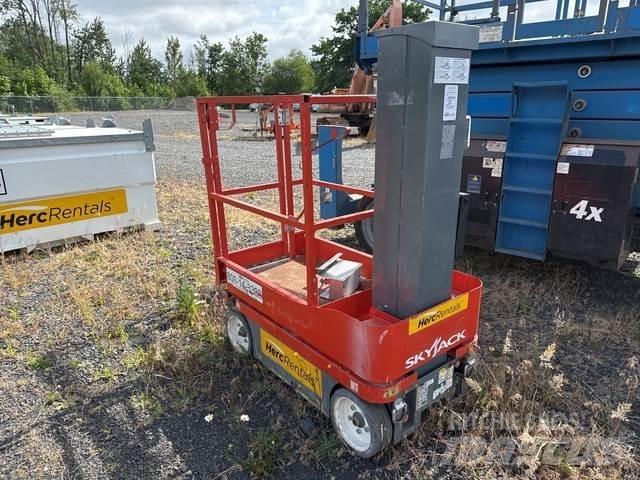 SkyJack SJ12 Jarbolne penjajuće platforme
