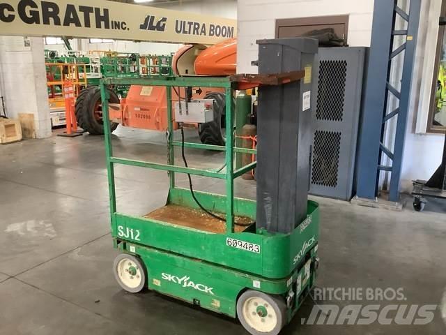 SkyJack SJ12 Jarbolne penjajuće platforme