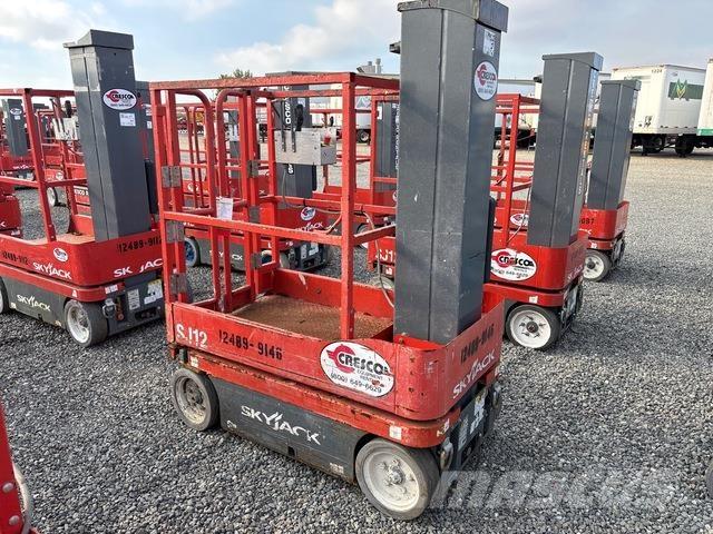 SkyJack SJ12 Jarbolne penjajuće platforme