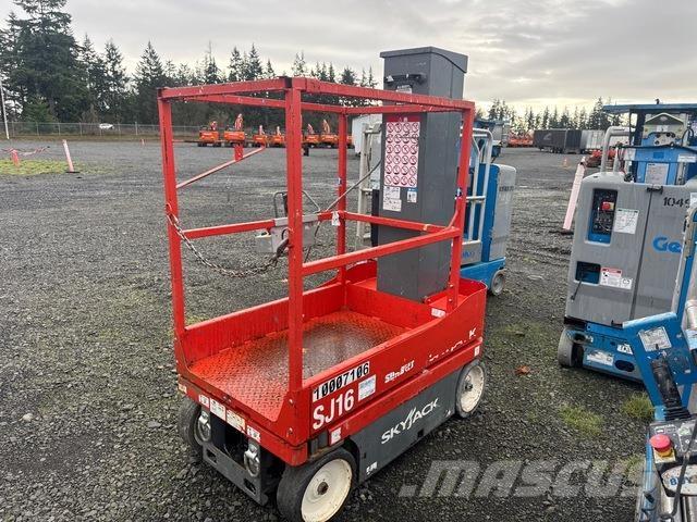 SkyJack SJ16 Jarbolne penjajuće platforme