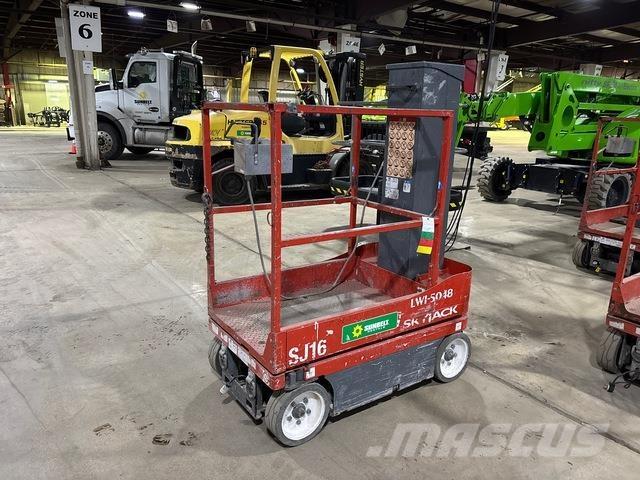 SkyJack SJ16 Jarbolne penjajuće platforme