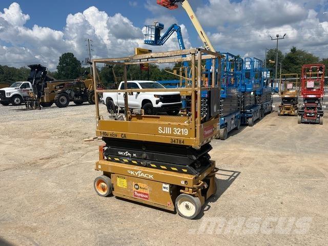 SkyJack SJ3219 Makazaste platforme