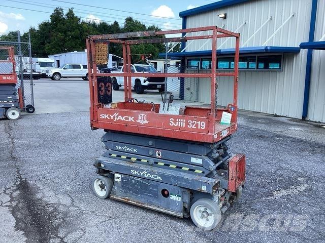 SkyJack SJ3219 Makazaste platforme