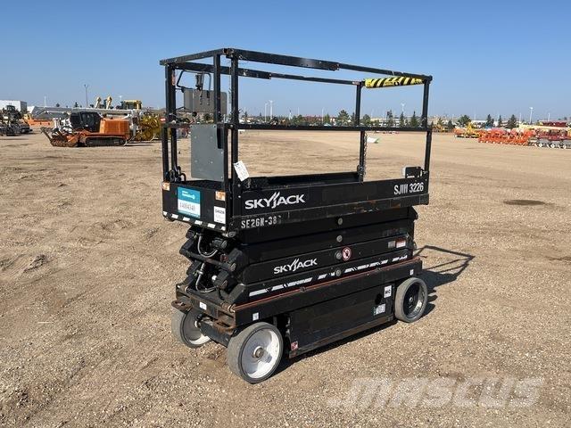 SkyJack SJ3226 Makazaste platforme