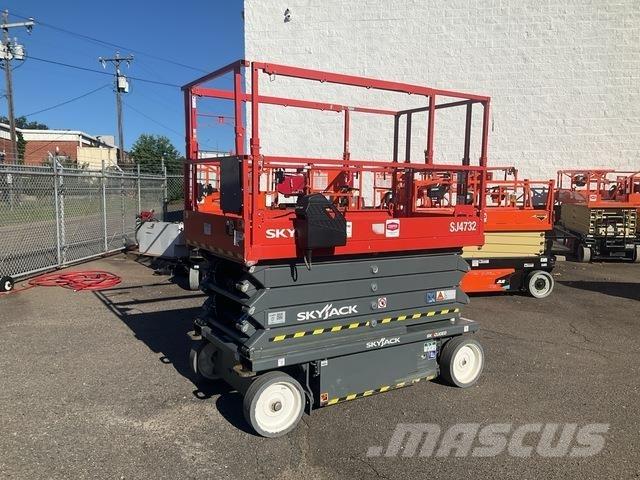SkyJack SJ4732 Makazaste platforme
