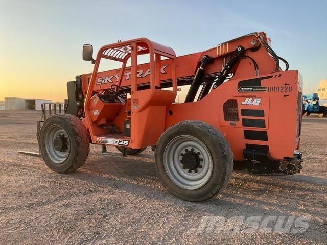 SkyTrak 6036 Teleskopski viljuškari