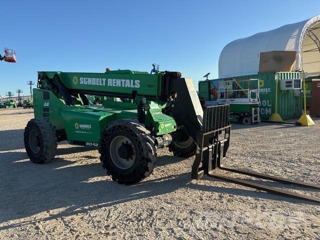 SkyTrak 8042 Teleskopski viljuškari