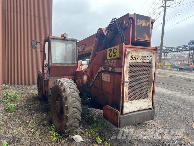 SkyTrak 80422 Teleskopski viljuškari