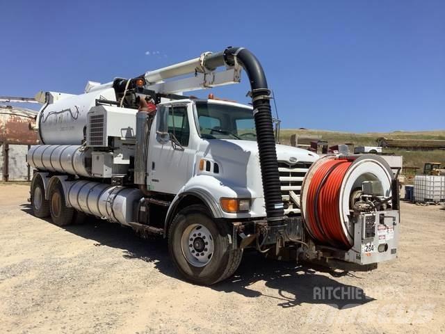 Sterling L9500 Bageri guseničari