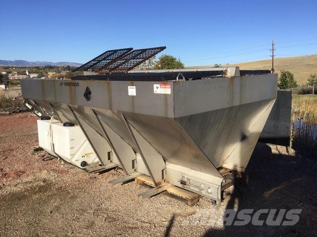 Swenson  Posipači soli i peska