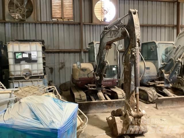 Takeuchi TB260 Bageri guseničari