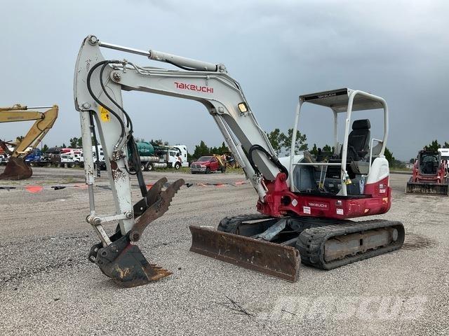 Takeuchi TB260 Bageri guseničari