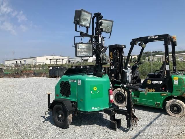 Terex RL4 Rasvetni stubovi