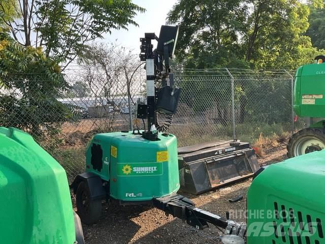 Terex RL4 Rasvetni stubovi
