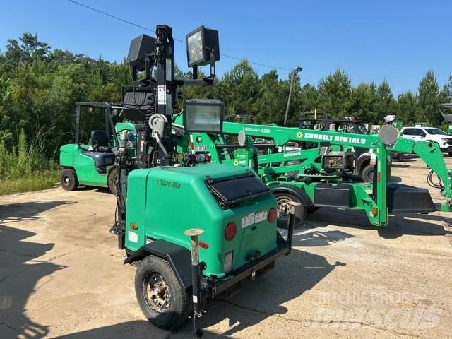 Terex RL4 Rasvetni stubovi