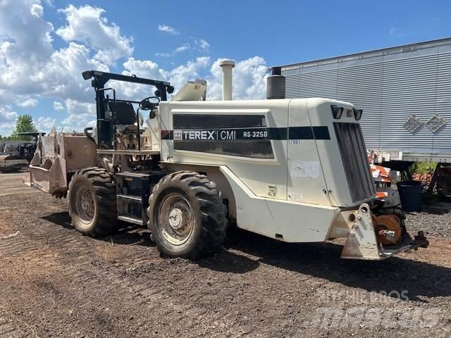 Terex RS 325B Nabijači zemlje