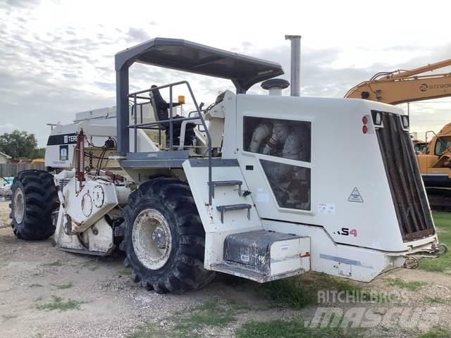 Terex RS-425C Nabijači zemlje