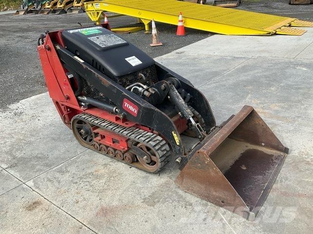 Toro 22321 Skid steer mini utovarivači